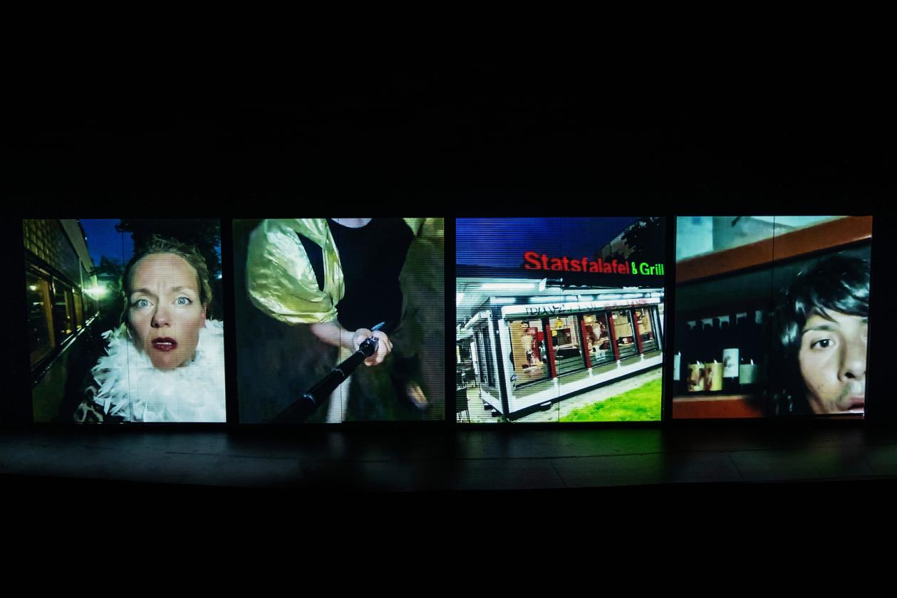 Digitala liveprojicerade bilder på teaterscenen