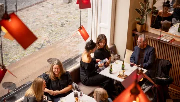 Teatercafé med gäster