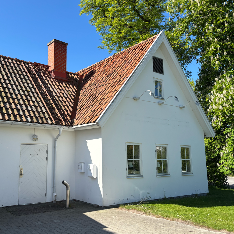 Malmö Stadsteater Vitt hus med tegeltak