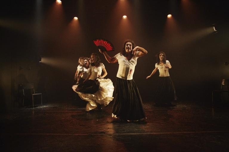 Carmen - ett kammarspel om kärlek (2009) Carmen - ett kammarspel om kärlek (2009)