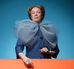 Skådespelare gestaltar Alva Myrdal