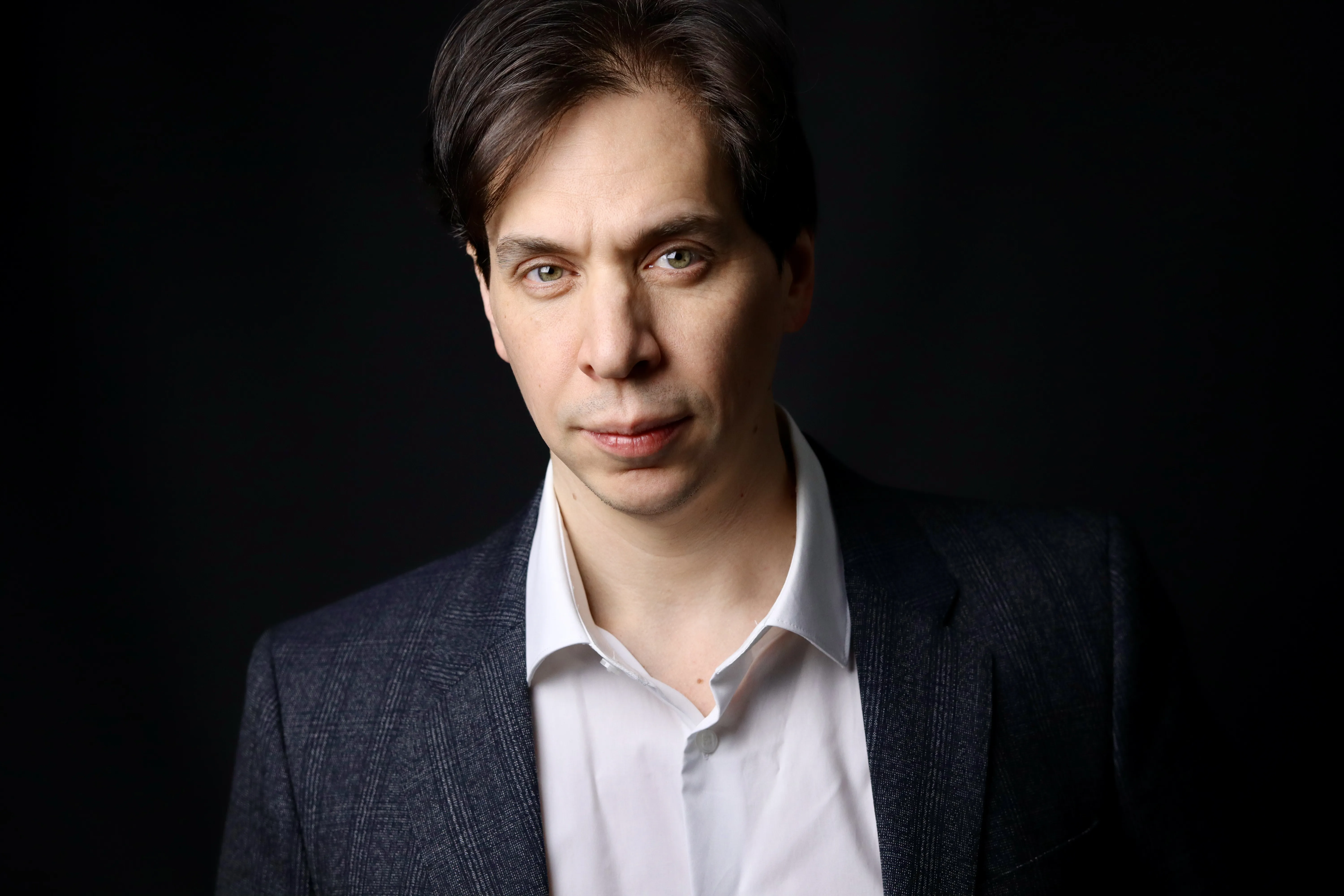 Porträtt på Omid Khansari