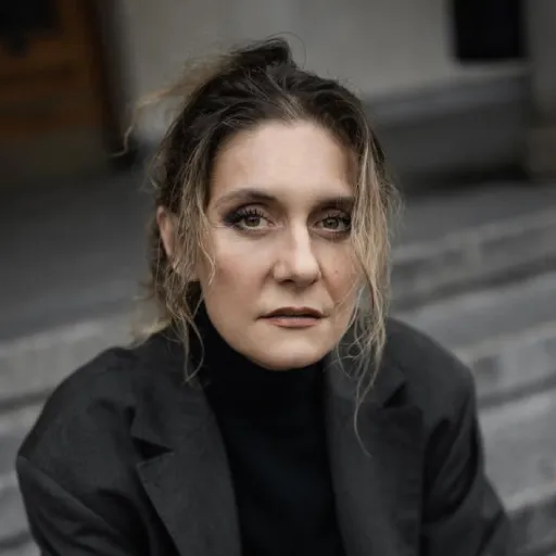 Skådespelare Kateryna Kisten